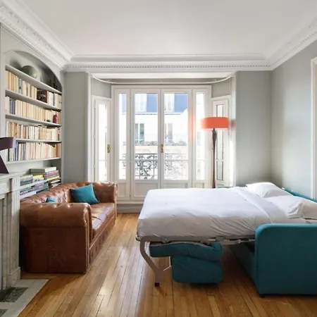 Cosy Flat Sleeps 4 Wterrace In The 10th District Apartment Paris