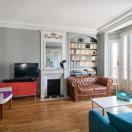 Apartment Cosy Flat Sleeps 4 Wterrace In The 10th District Paris