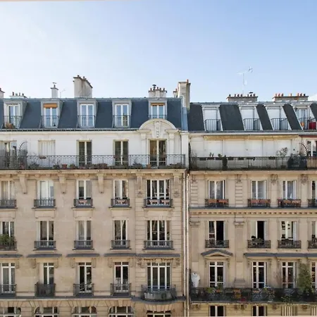 Apartamento Cosy Flat Sleeps 4 Wterrace In The 10th District